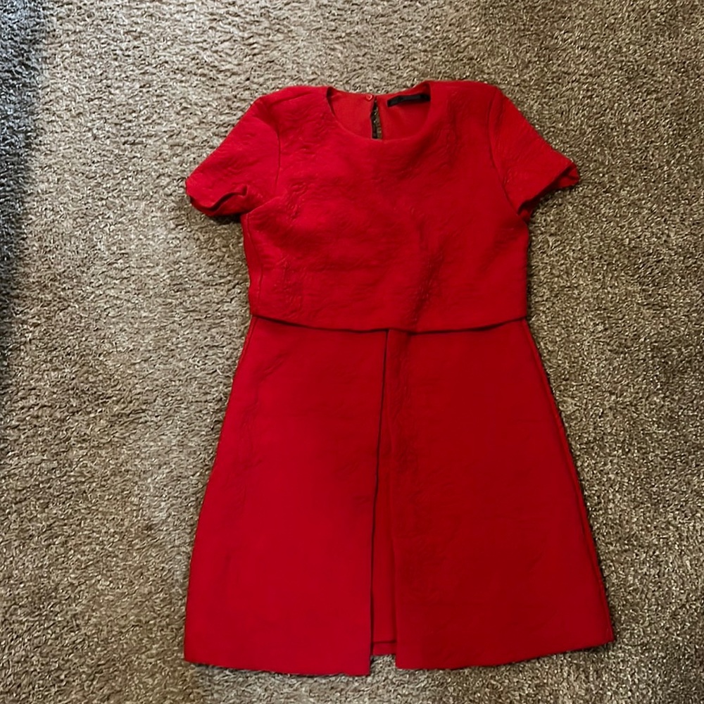 NWOT!! Red Zara dress! ✨✨